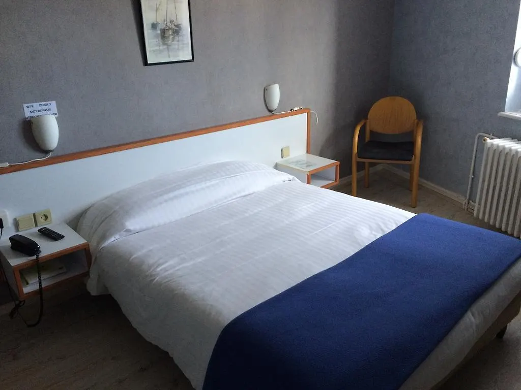 **  Logis Hotel Les Chardons Bleus Restaurant Le Bistrot De La Mer Roscoff France