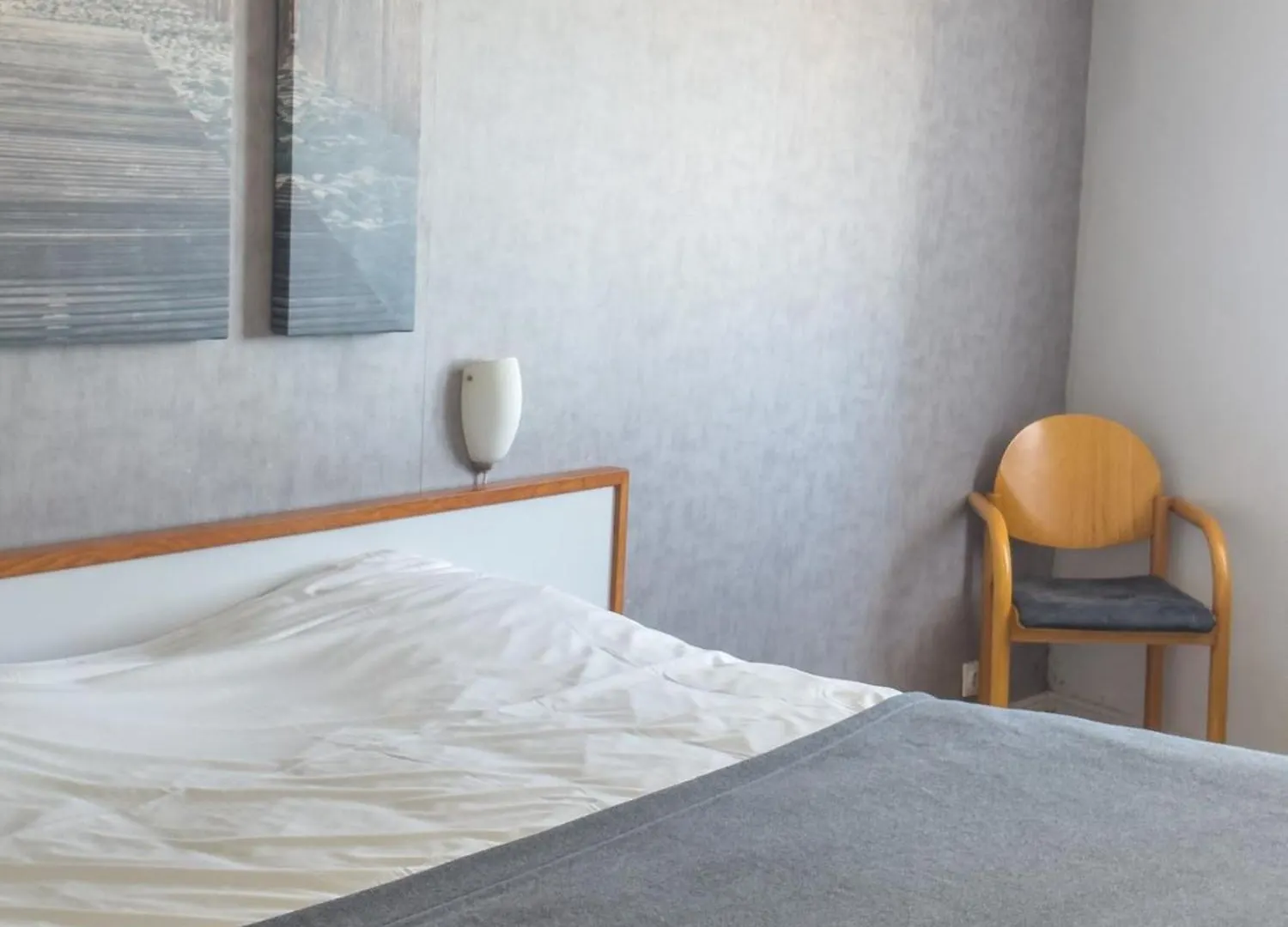 Logis Hotel Les Chardons Bleus Restaurant Le Bistrot De La Mer Roscoff
